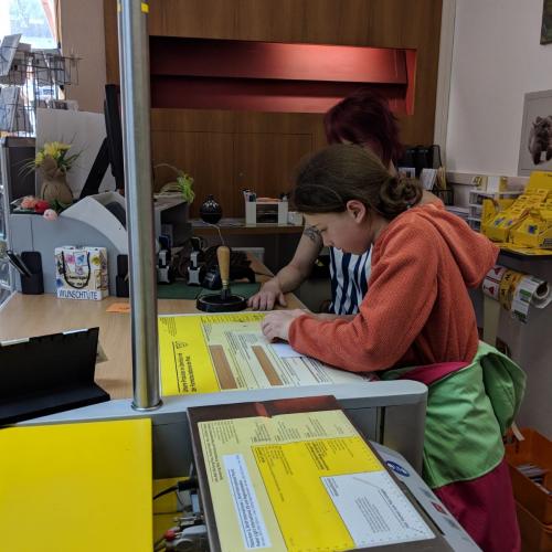 Auf der Post