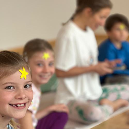 Kinderyoga mit Oksana