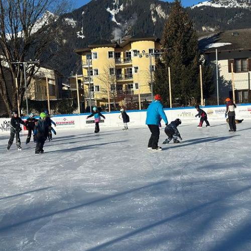 Wintersportwoche Eislaufen