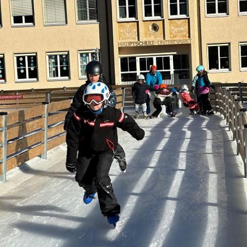 Wintersportwoche Eislaufen