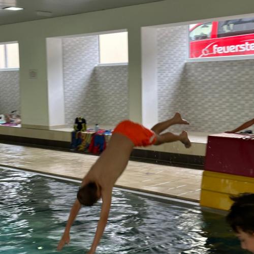 Schwimmwoche im Hallenbad Steeg