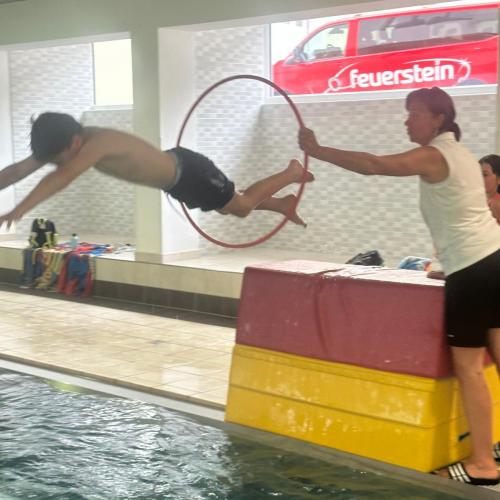 Schwimmwoche im Hallenbad Steeg