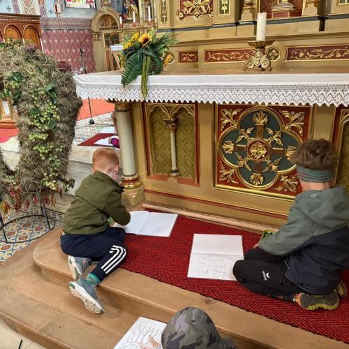 Erntedank - Stationenbetrieb in der Kirche