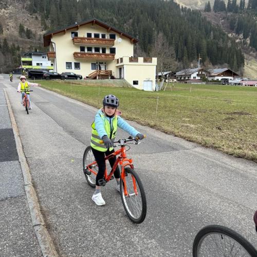 Fahrradübung in Elbigenalp