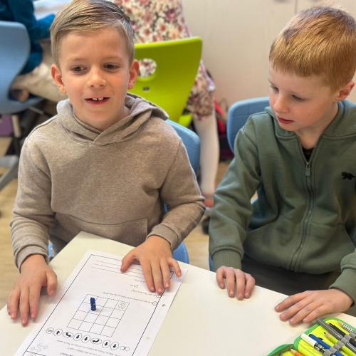 Coding mit Bee-Bots
