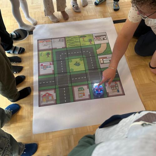 Coding mit Bee-Bots