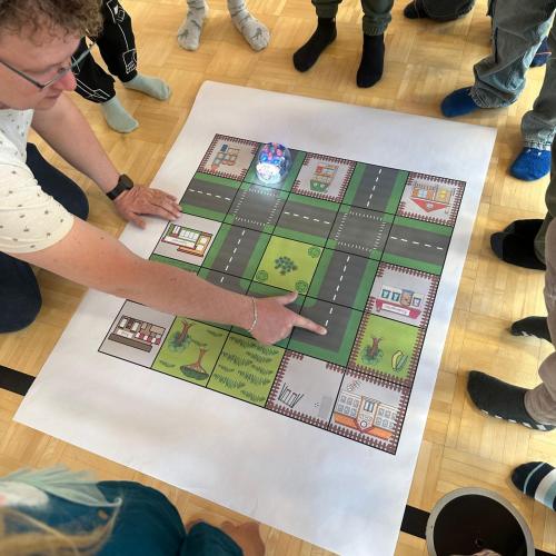 Coding mit Bee-Bots