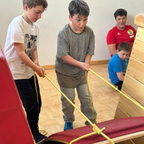 Hopsi Hopper und die Ritter