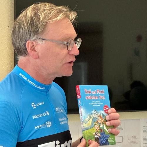 Toni und Moni entdecken Tirol - Lesung mit Hans Moser